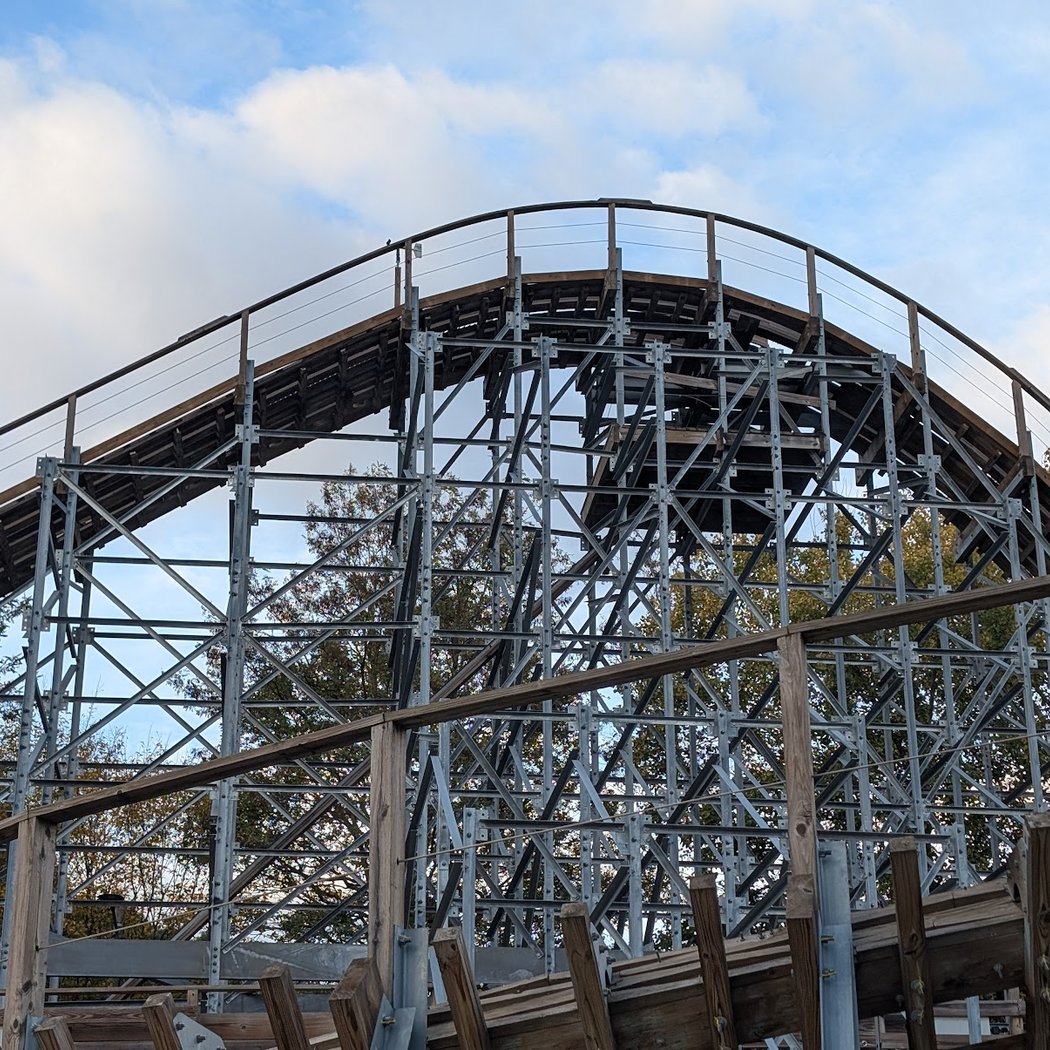 Le Wood Express 1
